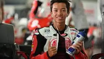 ก๊องส์ ธัชกร บัวศรี นักแข่ง MotoGP